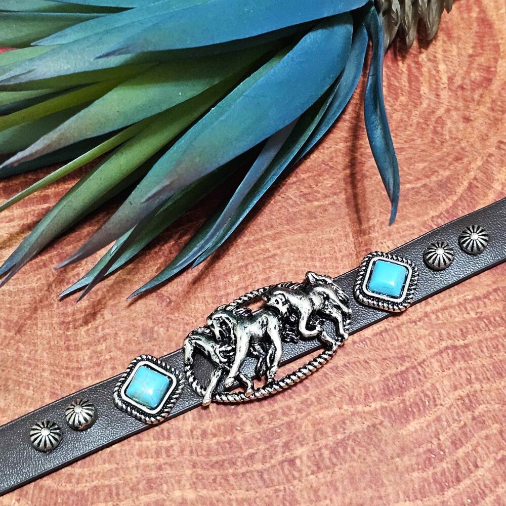 Bracelet. Silver Horses, Brown Faux Leather Band, Turquoise Stones. NWT. - Picture 11 of 13